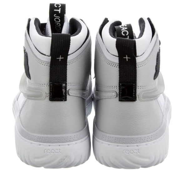 Jordan 1 High React Grey Fog Sneakers - Picture 4 of 12